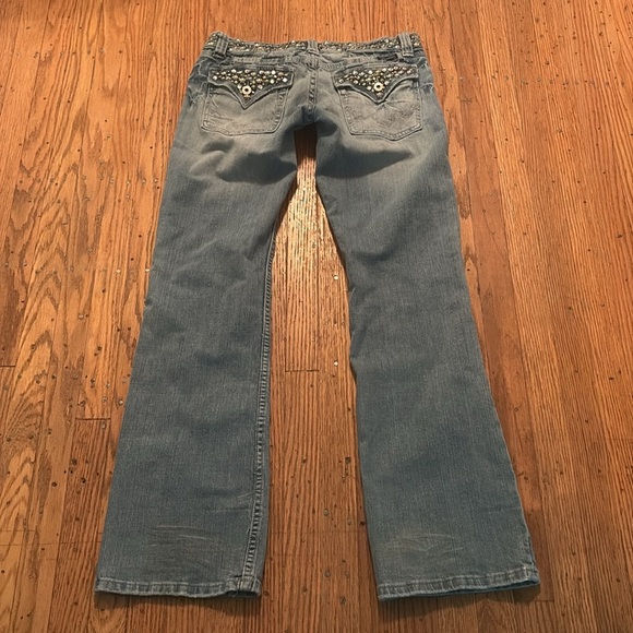 Miss Me Jeans Heavily Embellished Light Wash Distressed Size 30 Waist - Picture 4 of 12